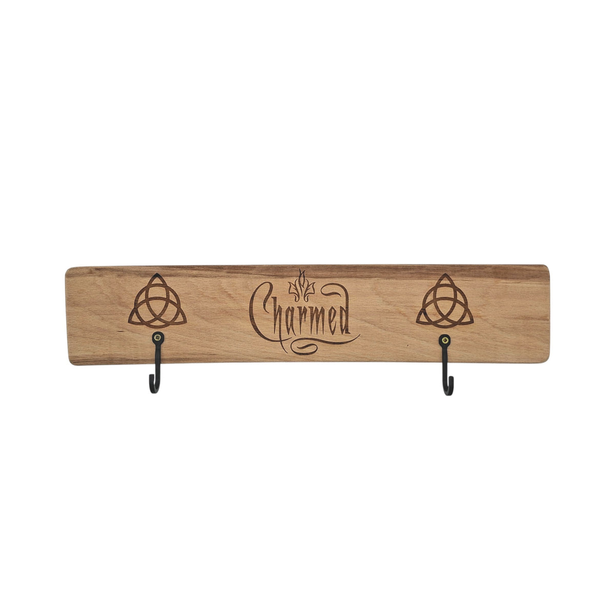 Porte-manteau mural en bois gravé – Charmed – 2 crochets – Created Artisan