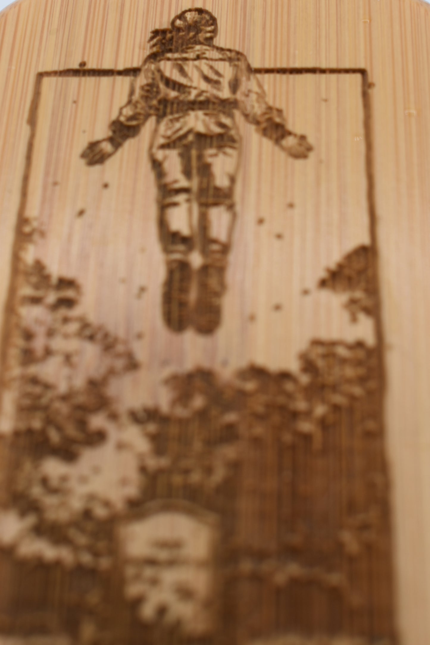 Brosse en bois gravée "Max" - Stranger Things