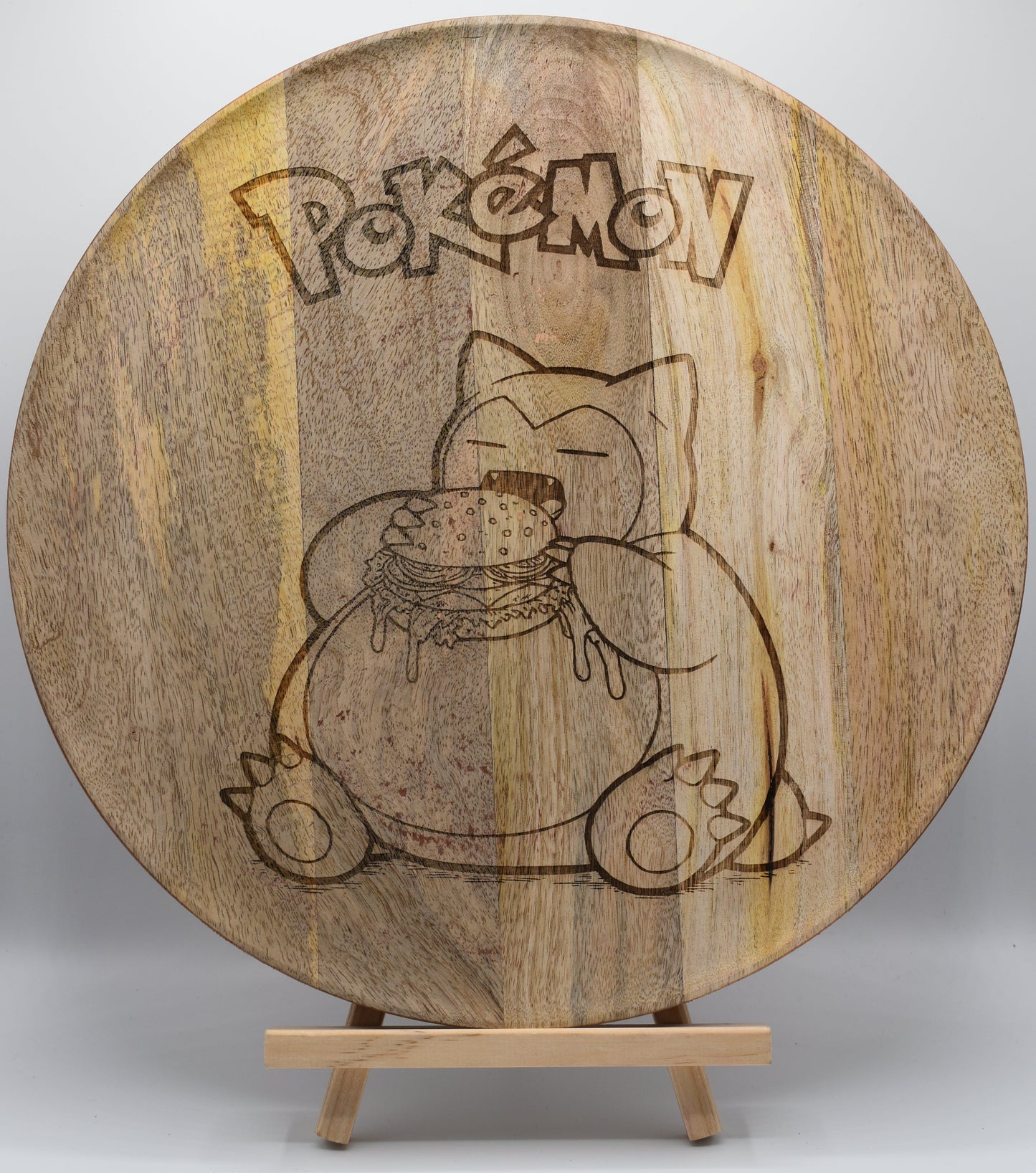 Plateau en bois gravé Pokémon – Ronflex Gourmand