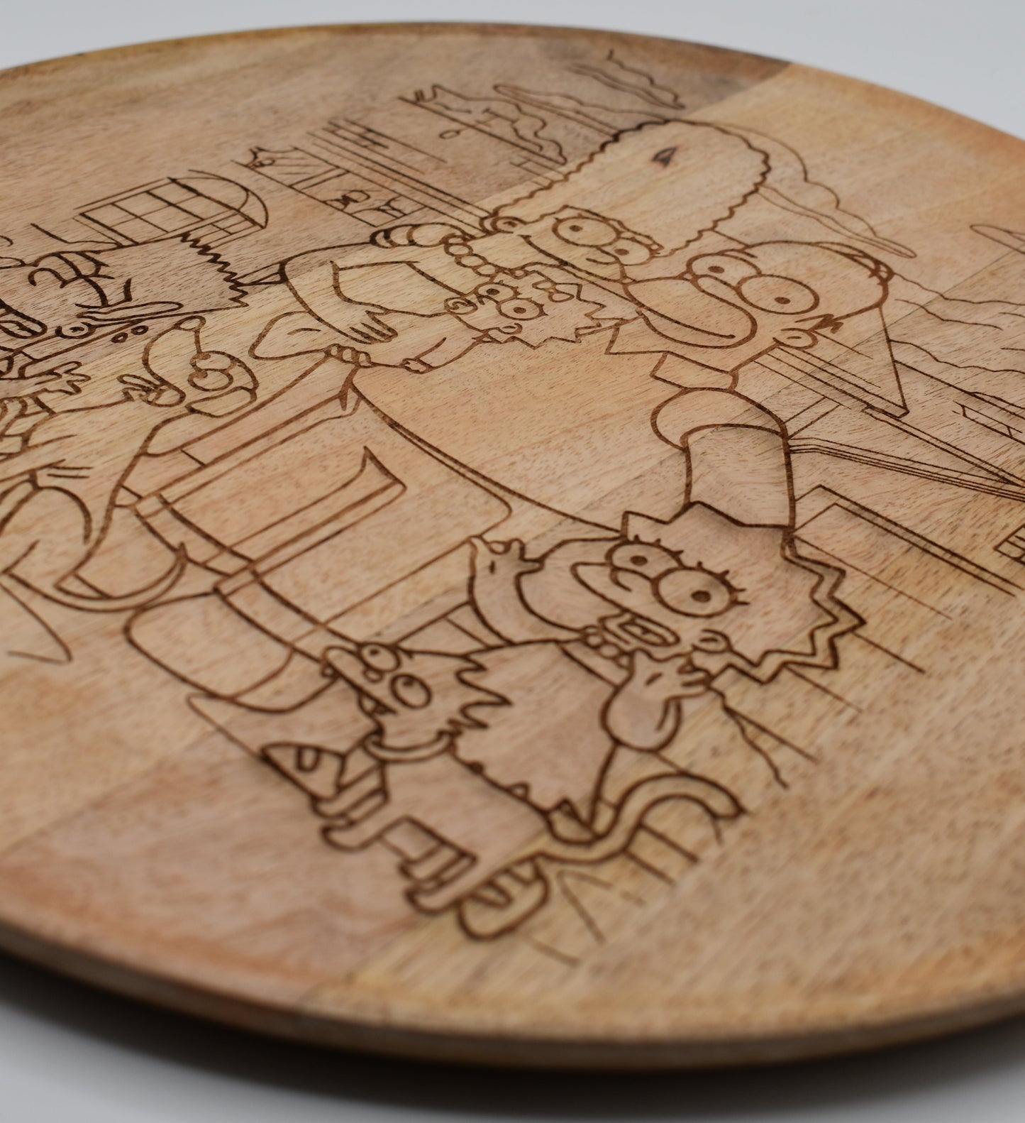 Plateau en bois gravé Simpson – Décoration pop culture artisanale personnalisable