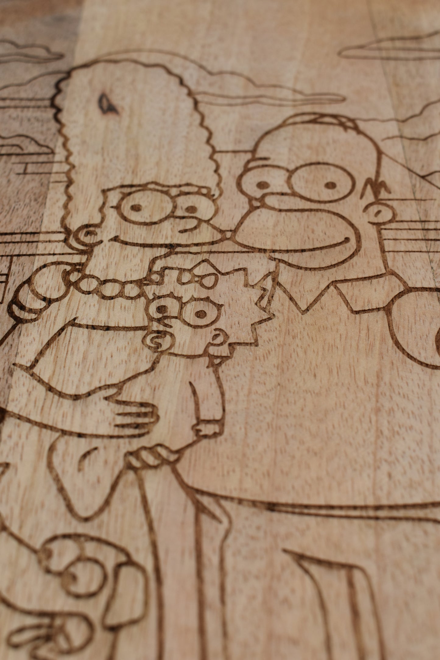 Plateau en bois gravé Simpson – Décoration pop culture artisanale personnalisable