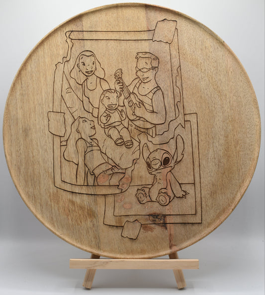 Plateau en bois gravé Lilo & Stitch – Famille Ohana