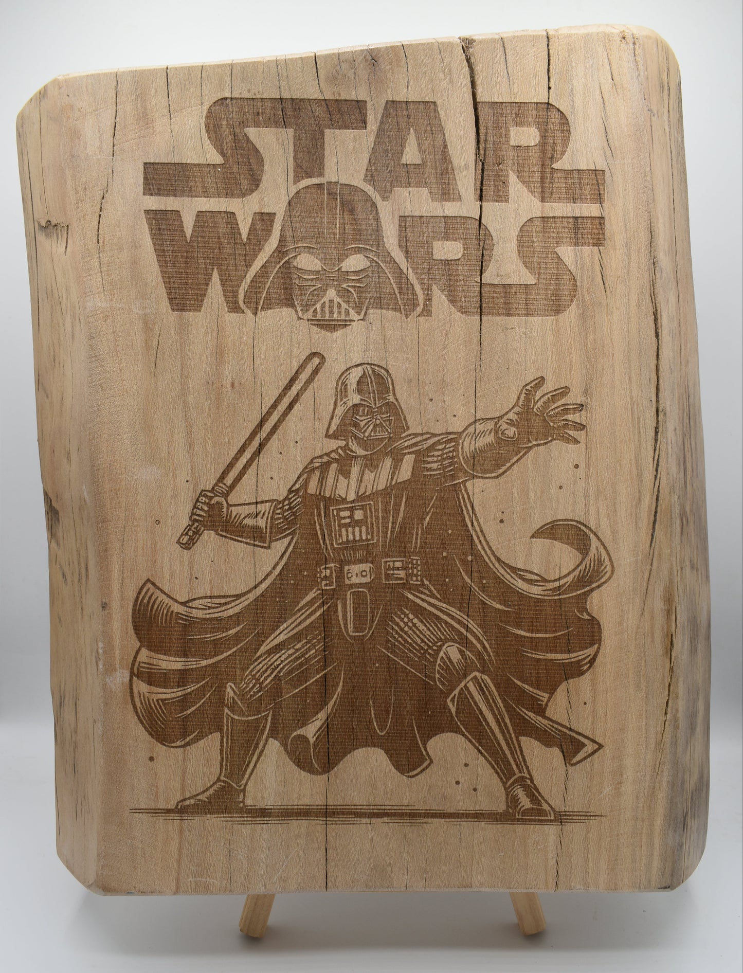 Tableau gravé en bois – Star Wars (Dark Vador)