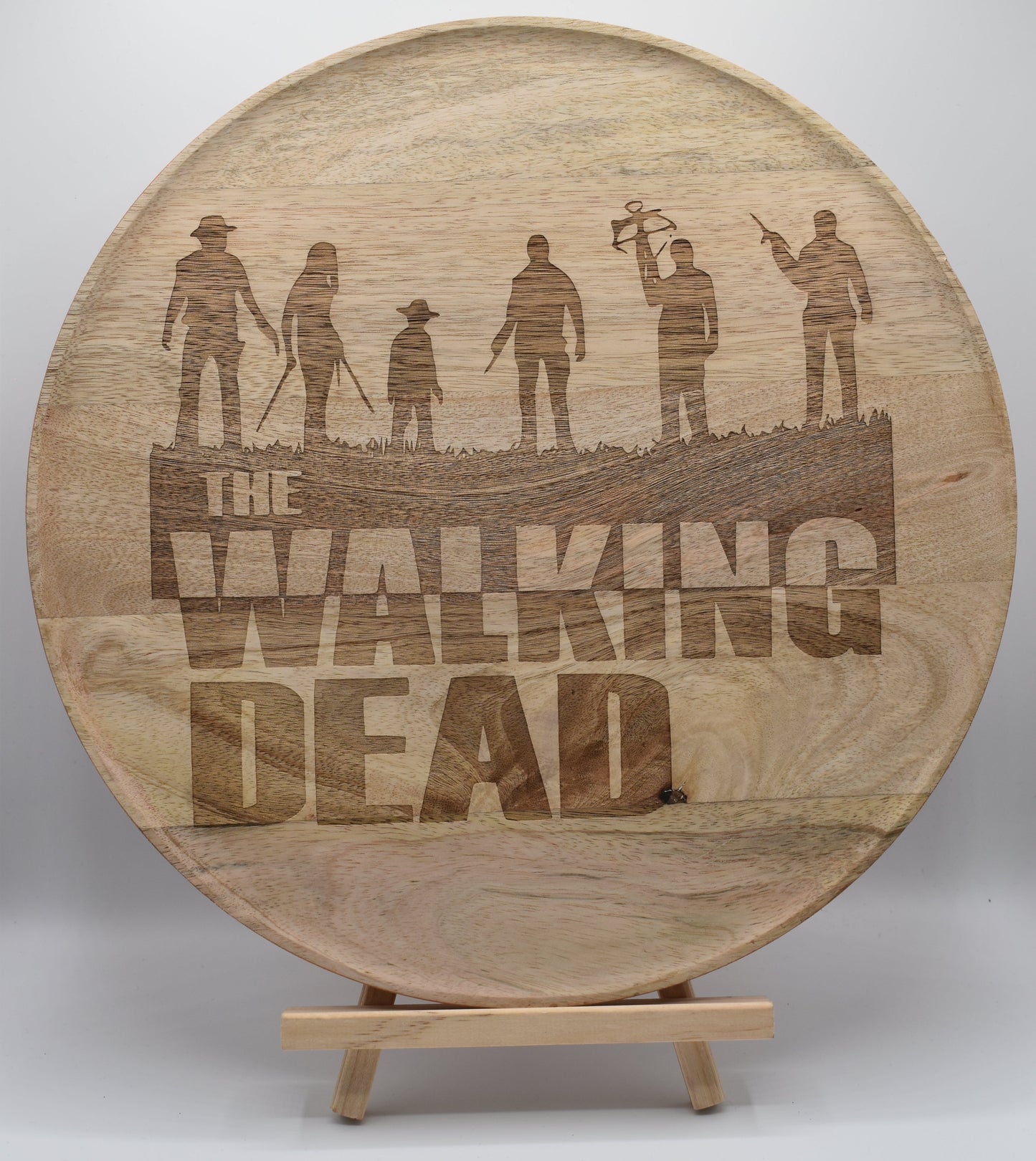 Plateau en bois gravé The Walking Dead Silouhettes