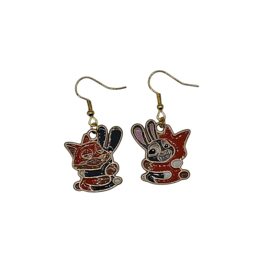 Boucles d’oreilles Judy Hopps et Nick Wilde inspirées de Zootopie sur fond blanc