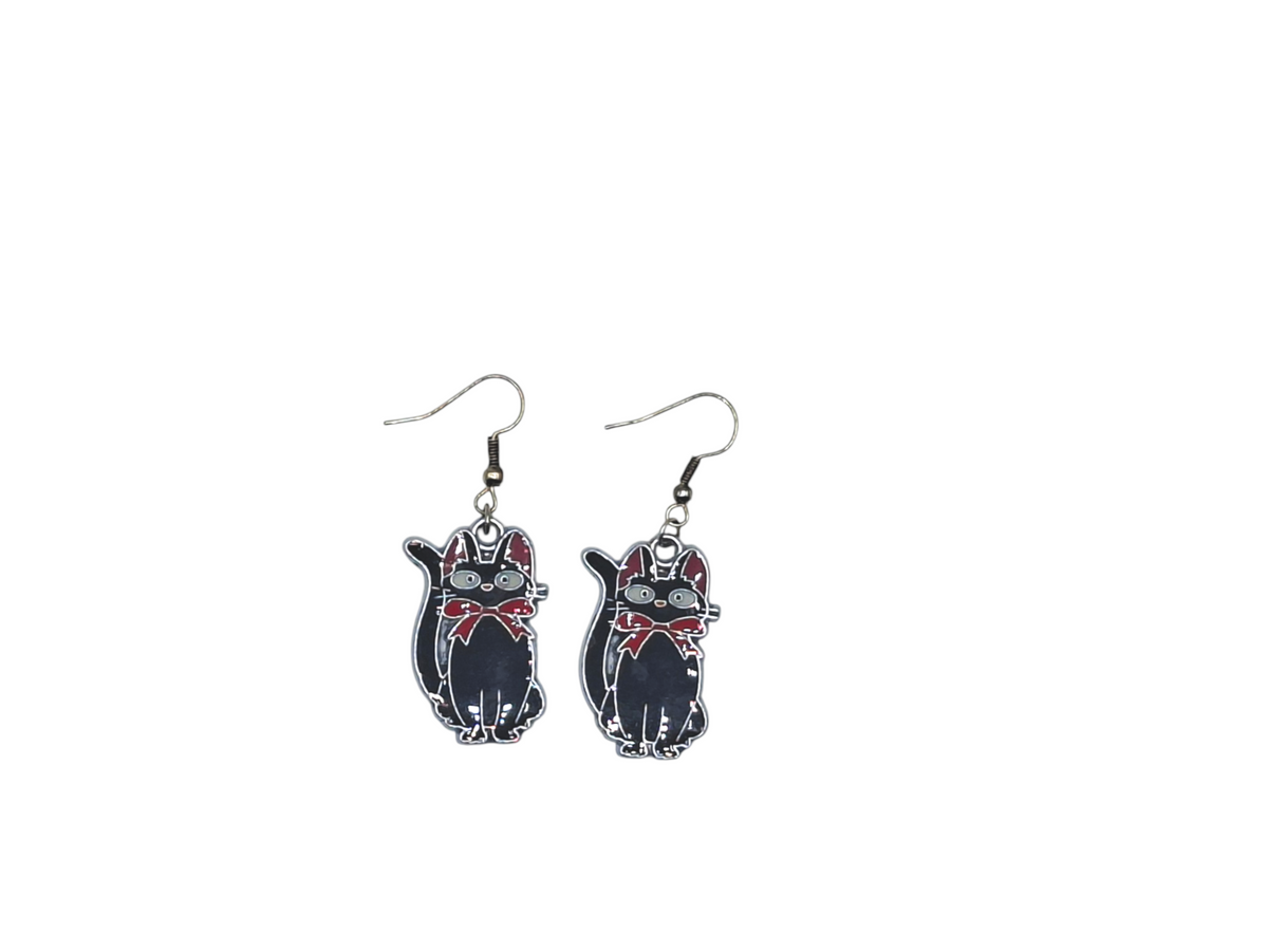 Boucles d’oreilles Jiji – Chat noir au nœud rouge – Kiki la petite sorcière – Inox argenté – Created Artisan