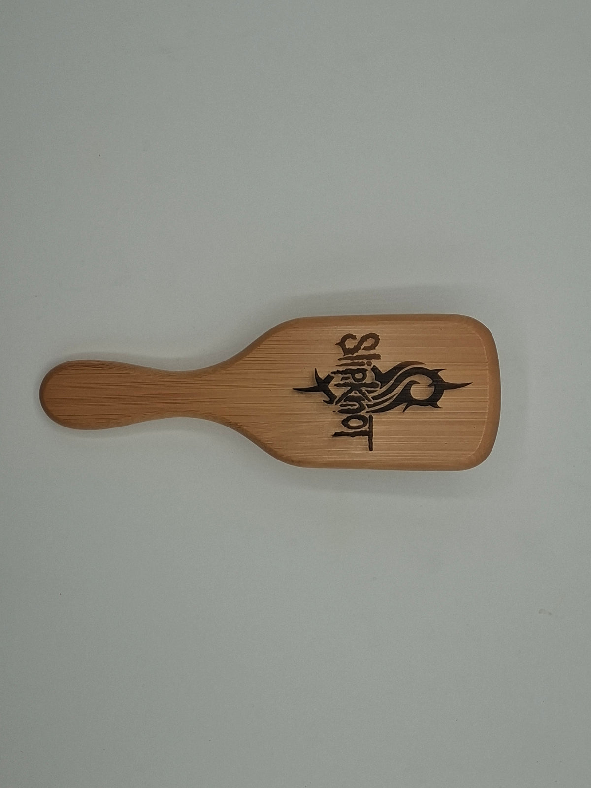 Brosse à cheveux en bambou gravée – Slipknot