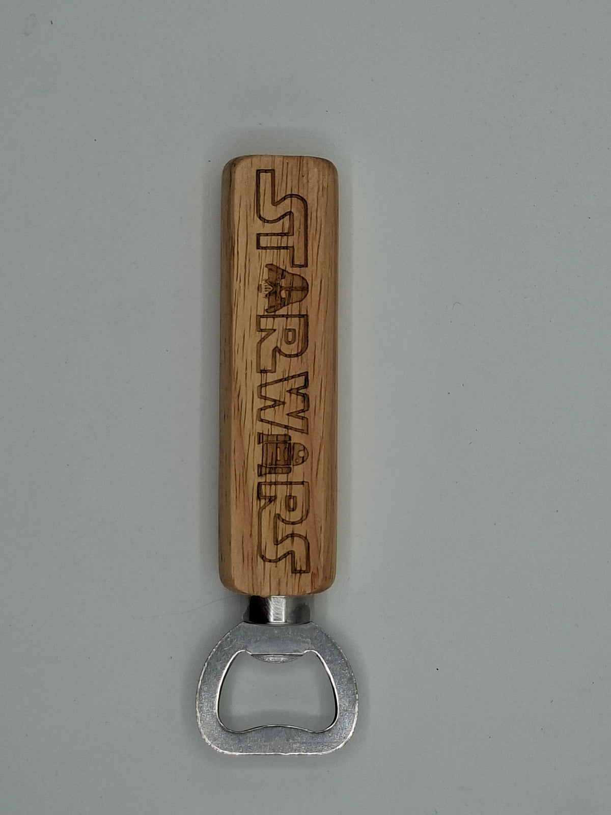 Décapsuleur en bois gravé inspiré de Star Wars