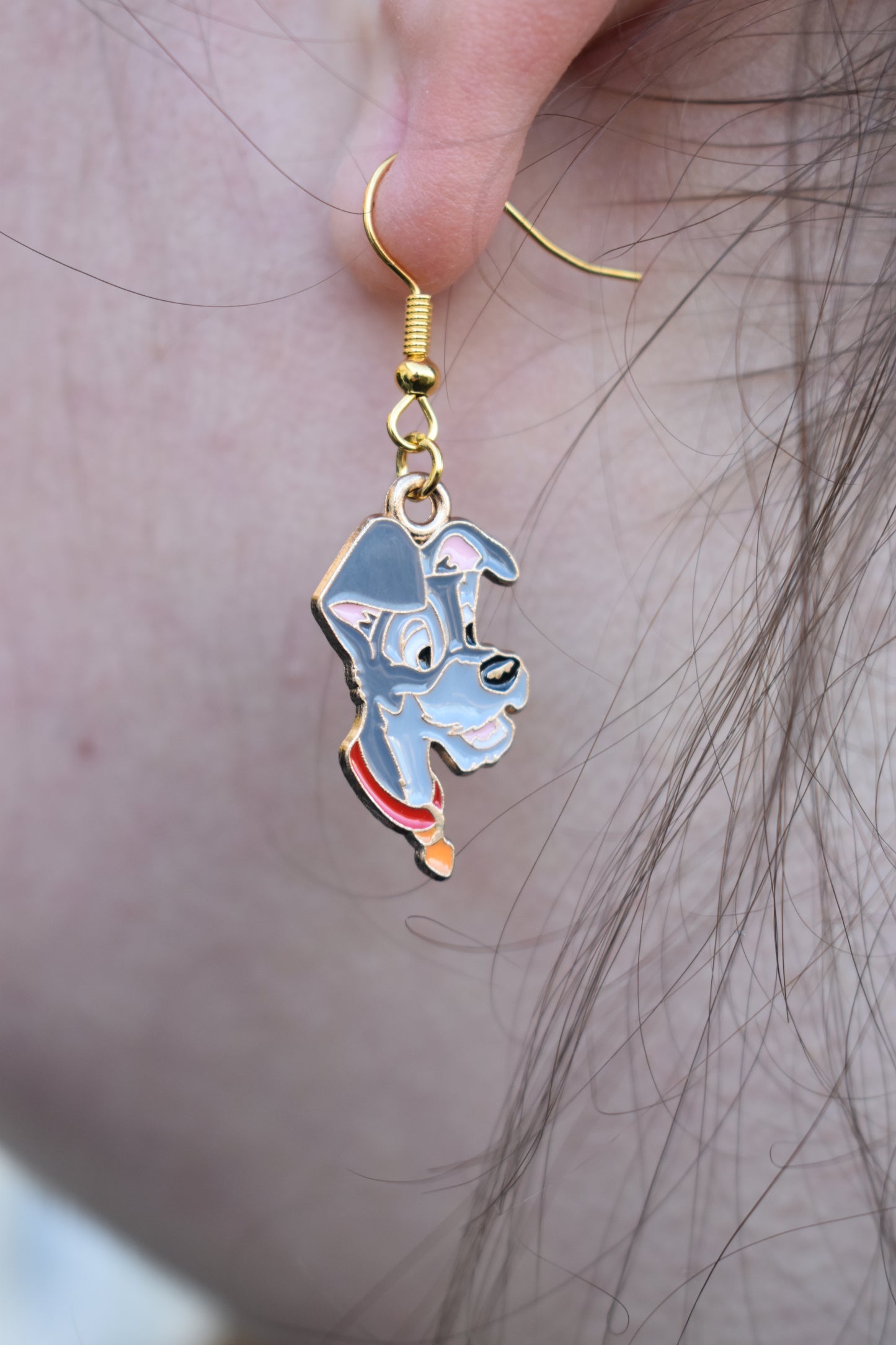 Boucles d’oreilles Belle & Clochard – Duo iconique | Acier inoxydable doré