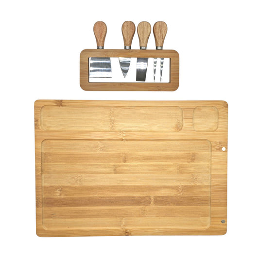Planche à fromage en bambou personnalisable avec couverts – vue de face