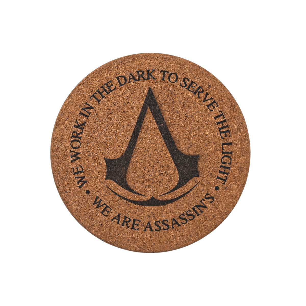 Sous-plat en liège gravé – Assassin’s Creed – Credo – Created Artisan