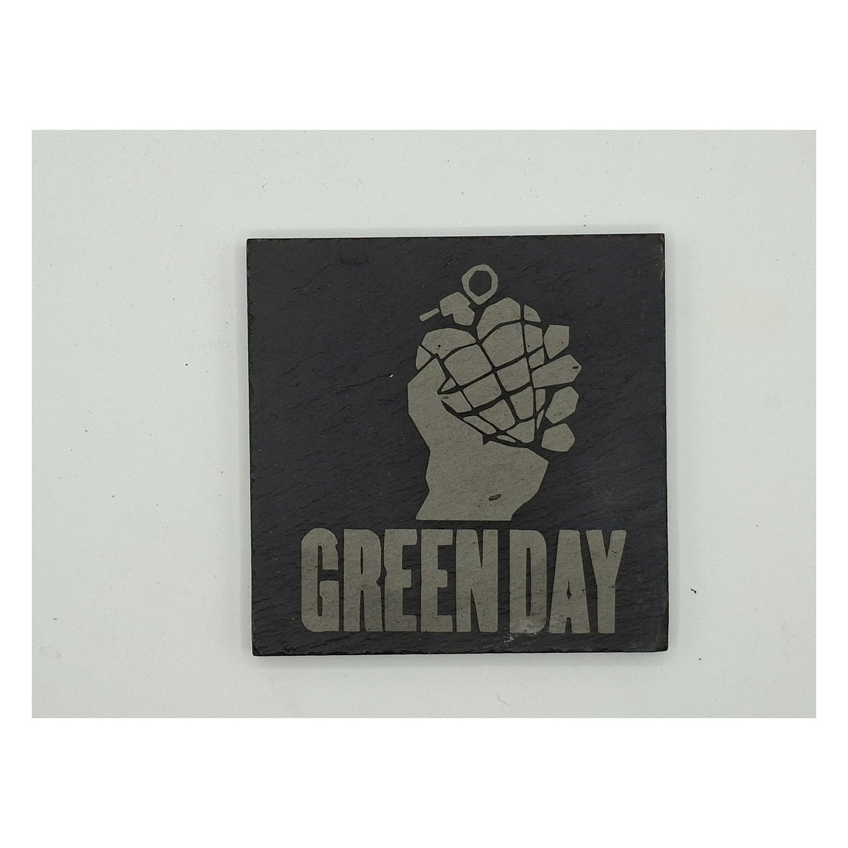 Sous-verre carré en ardoise gravée – Green Day