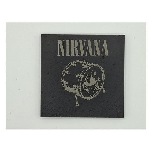 Sous-verre carré en ardoise gravée – Nirvana