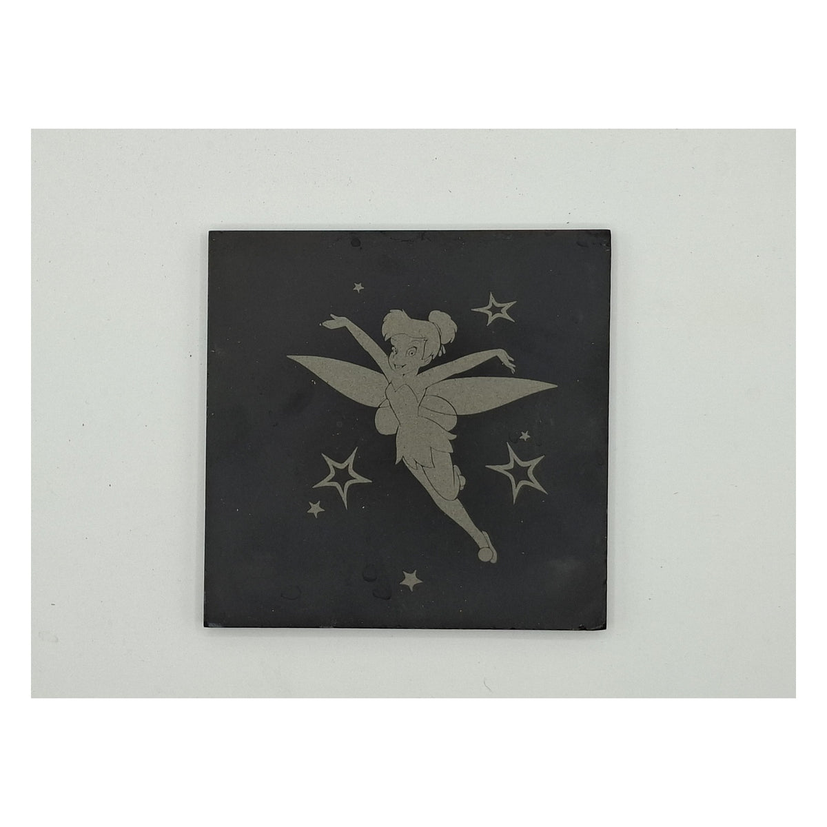 Sous-verre carré en ardoise gravée – Peter Pan – Fée Clochette