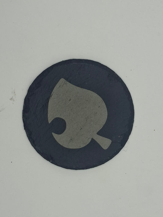 Round engraved slate coaster – Animal Crossing leaf
