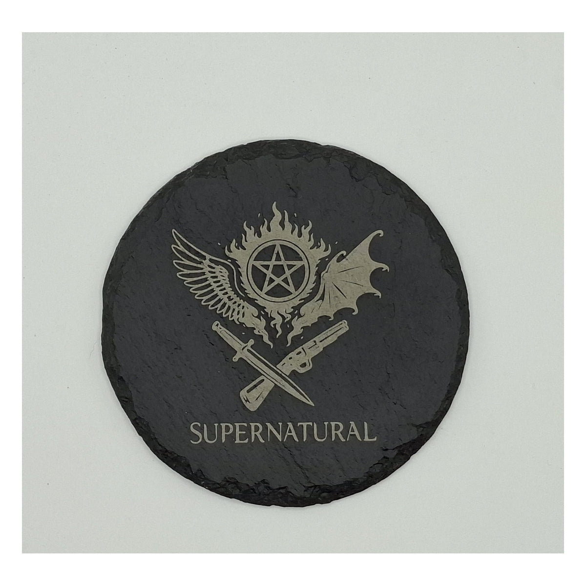 Sous-verre rond en ardoise gravée – Supernatural